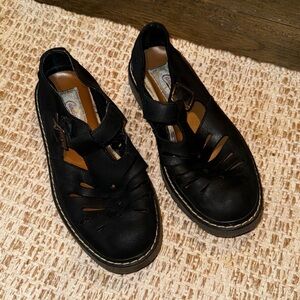 Candie’s Vintage 90s Black Mary Jane Perforated Buckle Closure Shoes Size 7.5